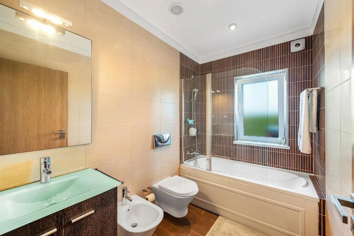 Sunny Ocean Villa With Pool Near Arrifana Beach Aljezur Portugalia