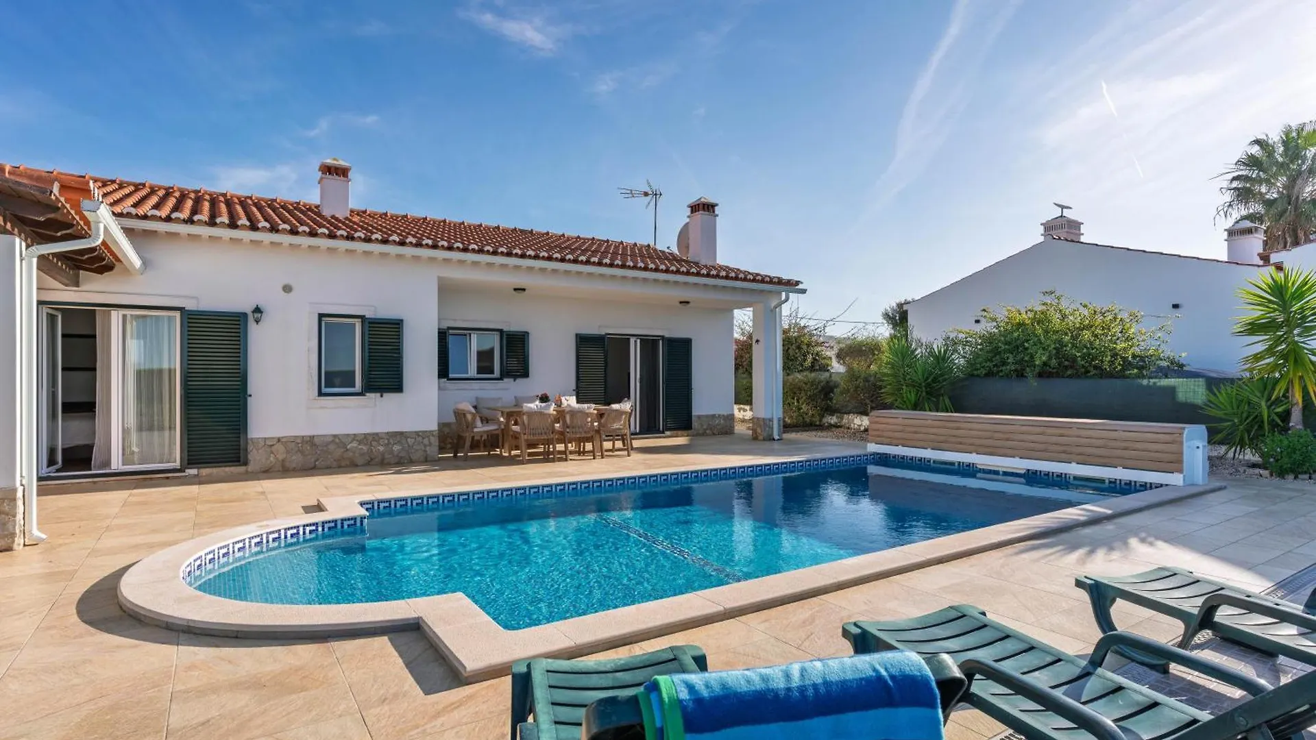 Sunny Ocean Villa With Pool Near Arrifana Beach Aljezur